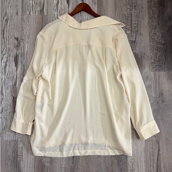 Lauren Ralph Lauren Women’s 2X Cream Split Neck Long Sleeve Blouse Classic - Picture 2 of 10